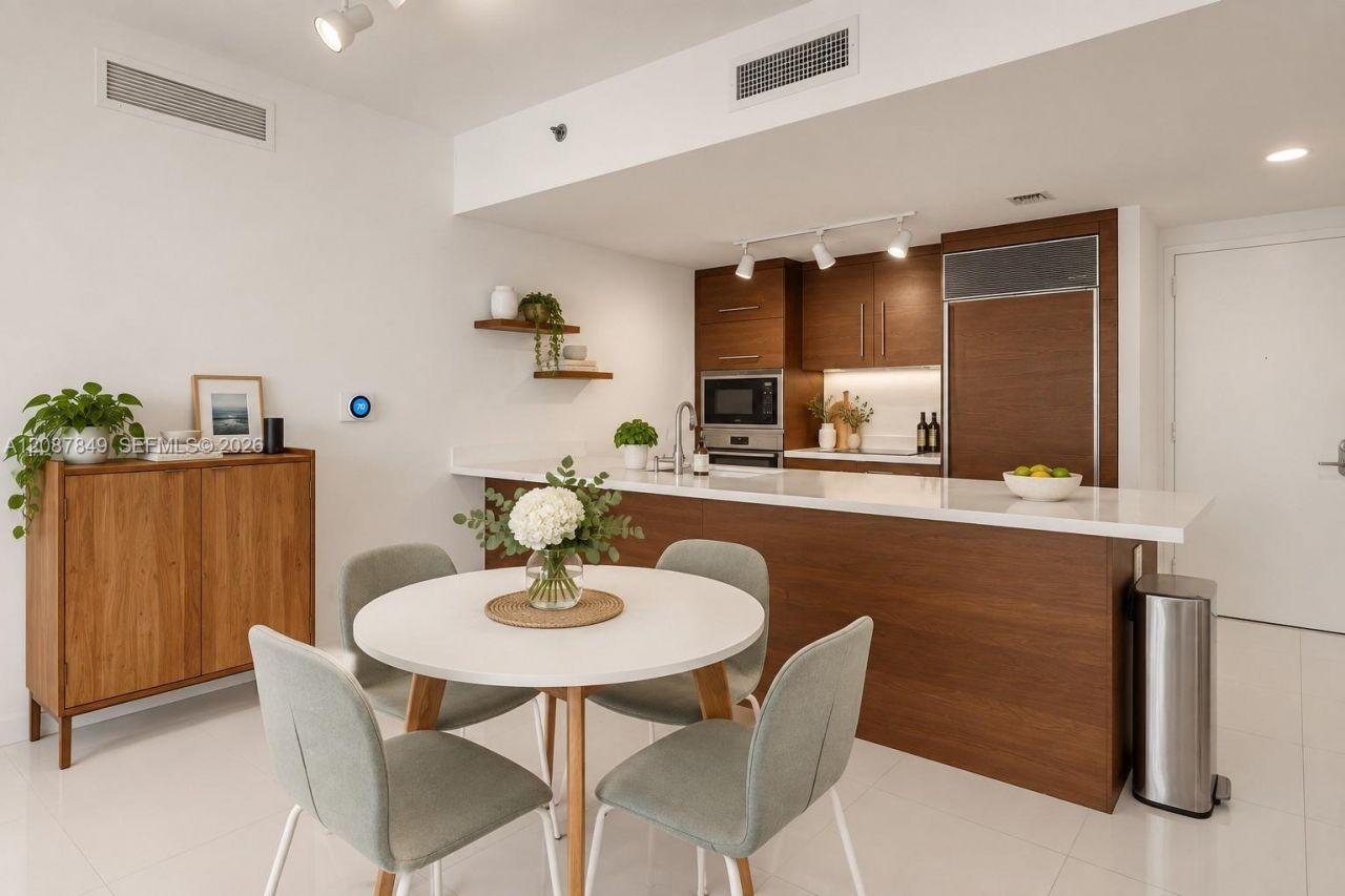 475 Brickell Ave, Unit 3609, Miami, FL 33131 Photo