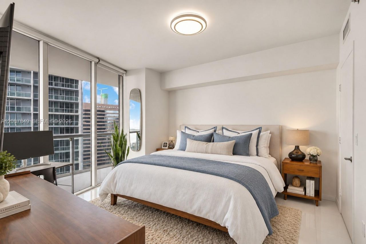 475 Brickell Ave, Unit 3609, Miami, FL 33131 Photo