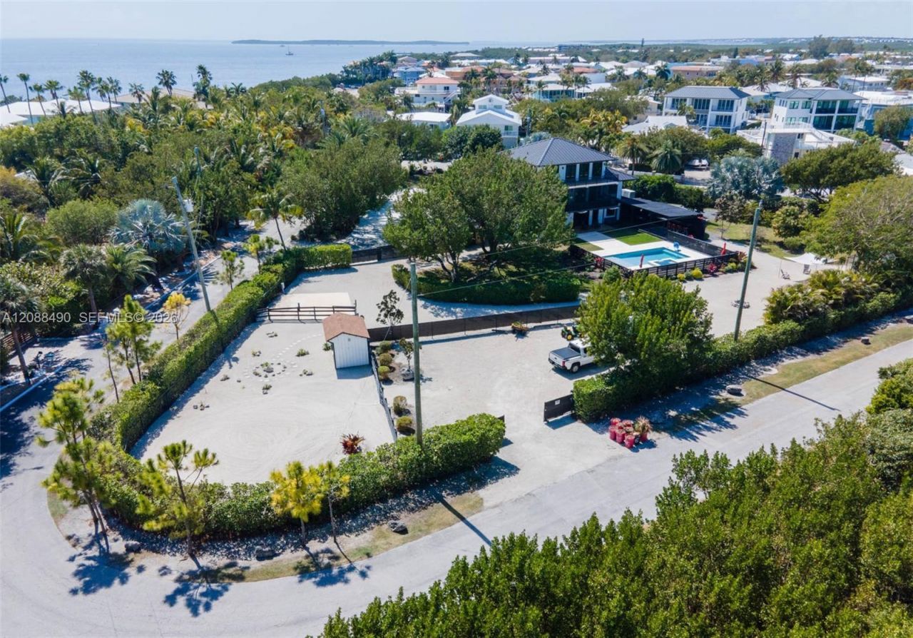 55 Ocean Front Dr , Key Largo, FL 33037 Photo