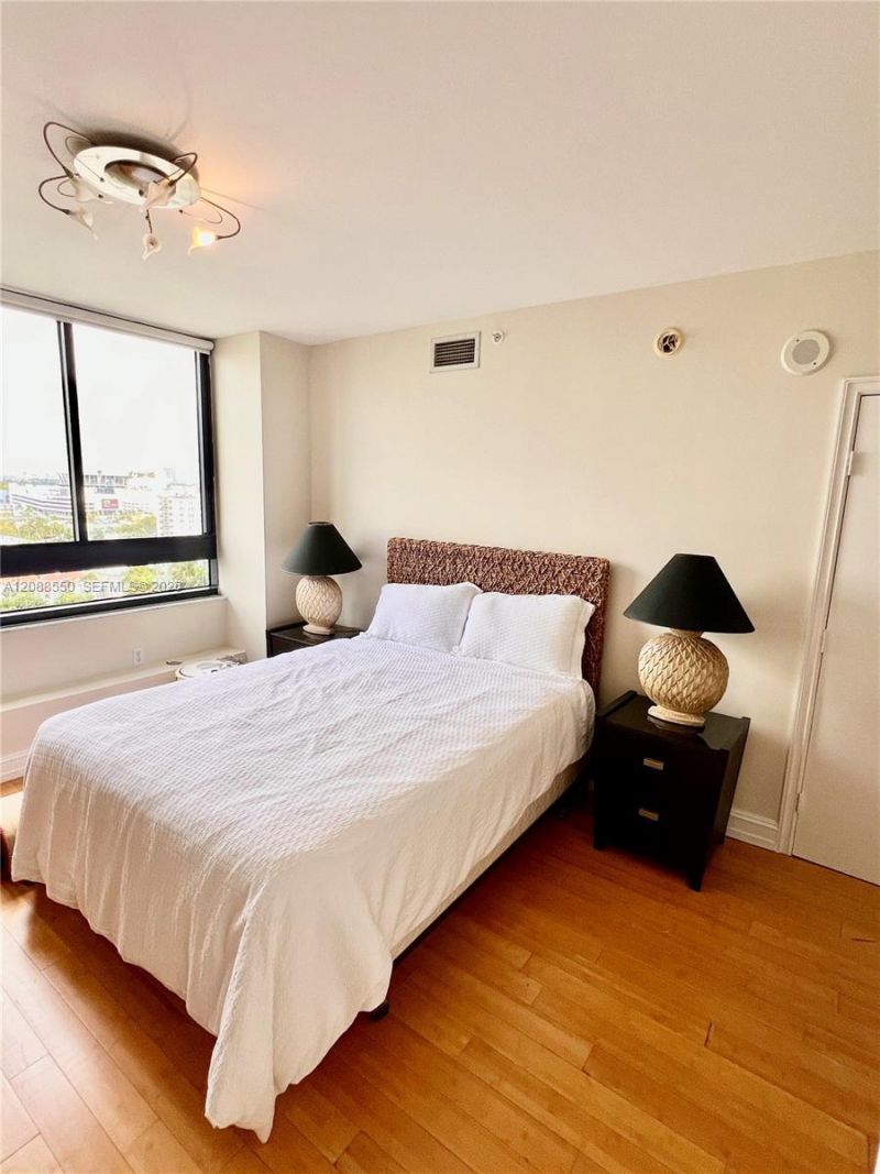 1330 West Ave, Unit 1207, Miami Beach, FL 33139 Photo
