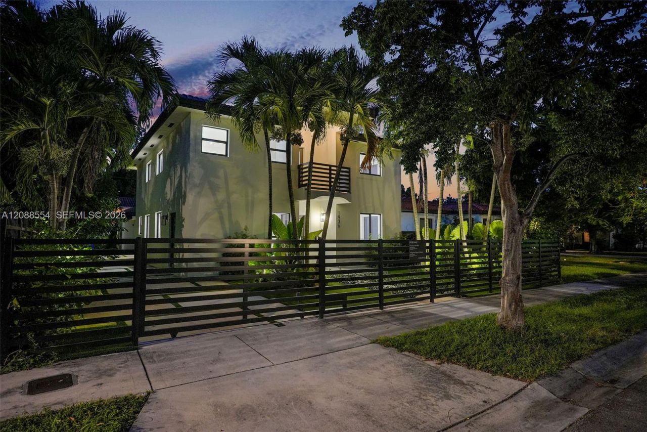 1936 SW 18th St, Miami, FL 33145 Photo