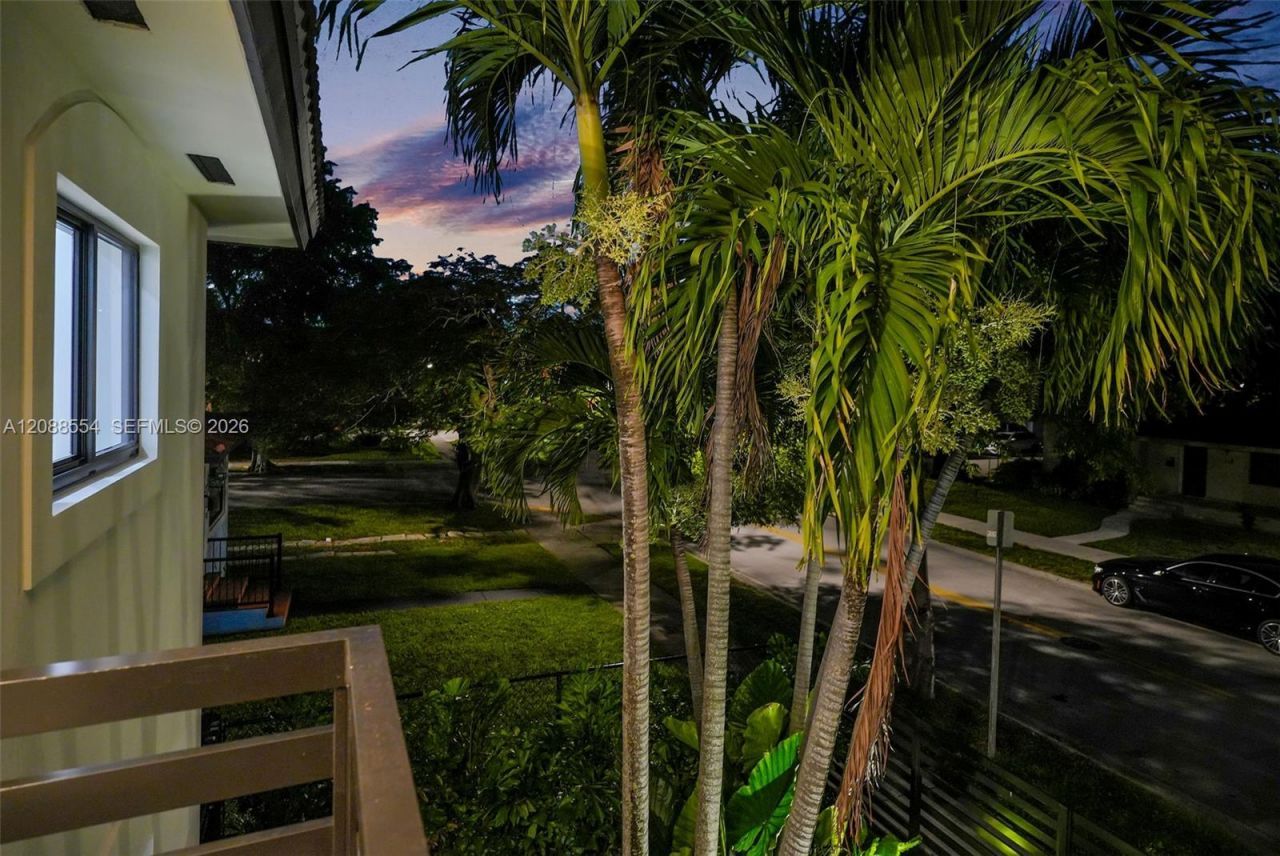 1936 SW 18th St, Miami, FL 33145 Photo