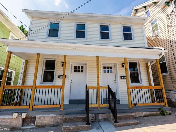 203 W HIGH STREET, ELIZABETHTOWN, PA 17022