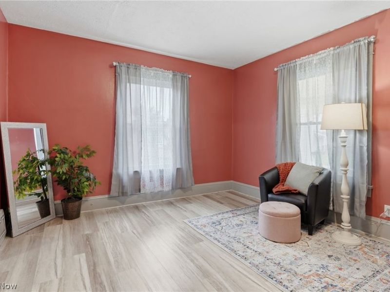 329 Girard Avenue NE, Canton, OH 44704 Photo 19