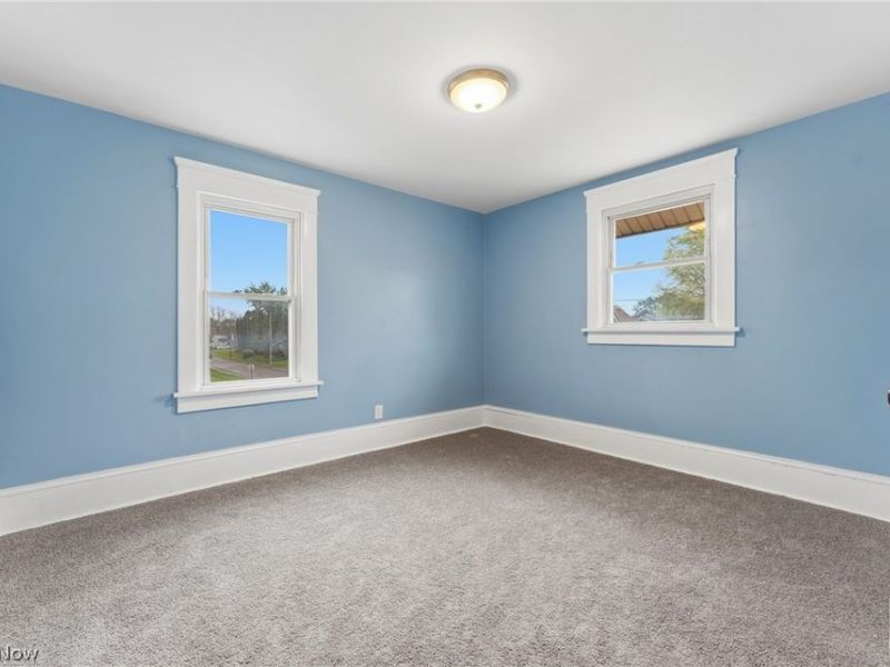 329 Girard Avenue NE, Canton, OH 44704 Photo 20