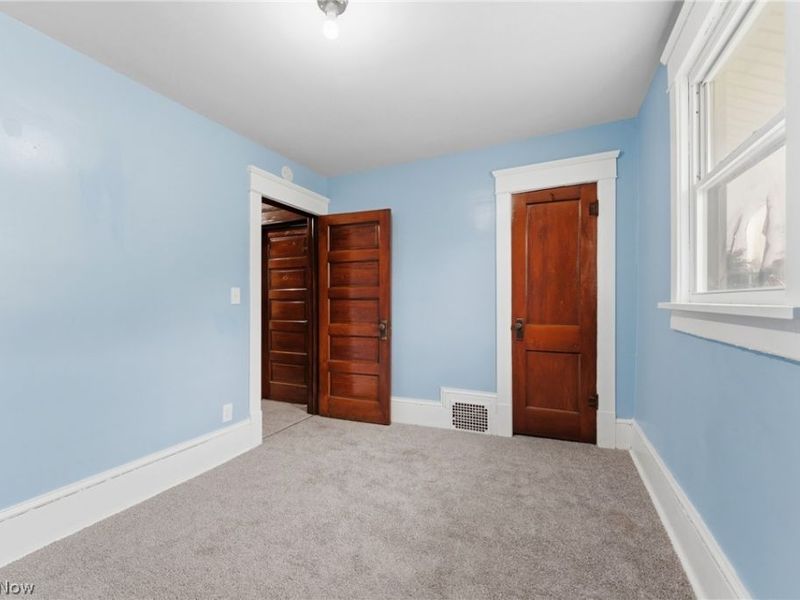 329 Girard Avenue NE, Canton, OH 44704 Photo 22
