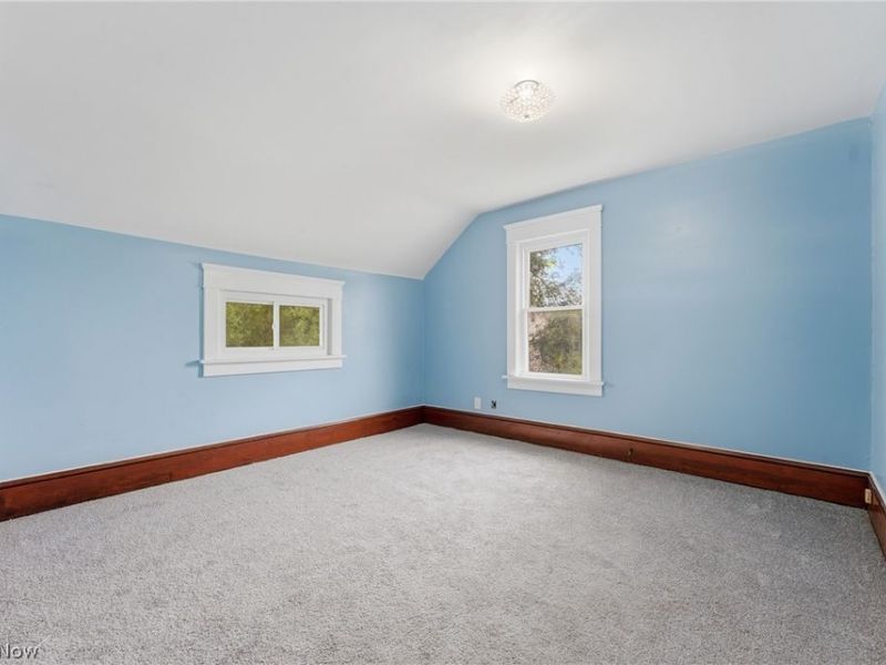 329 Girard Avenue NE, Canton, OH 44704 Photo 23