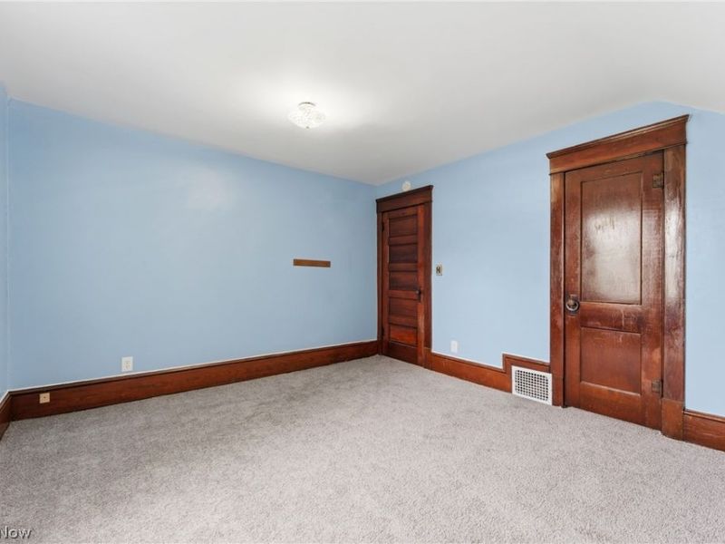 329 Girard Avenue NE, Canton, OH 44704 Photo 24