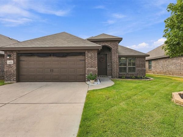 4153 Mountain Meadow Road, Fort Worth, TX 76036