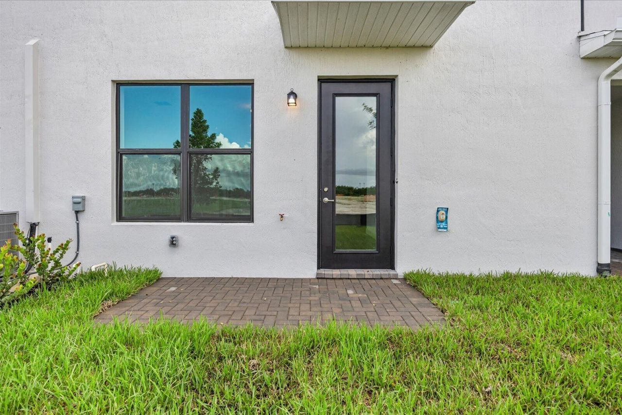 9982 SW Torquay Drive, Port Saint Lucie, FL 34987 Photo
