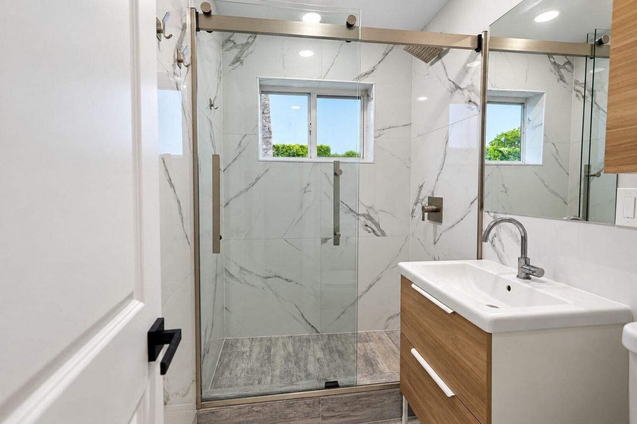 16202 NE 18th Court, North Miami Beach, FL 33162 Photo