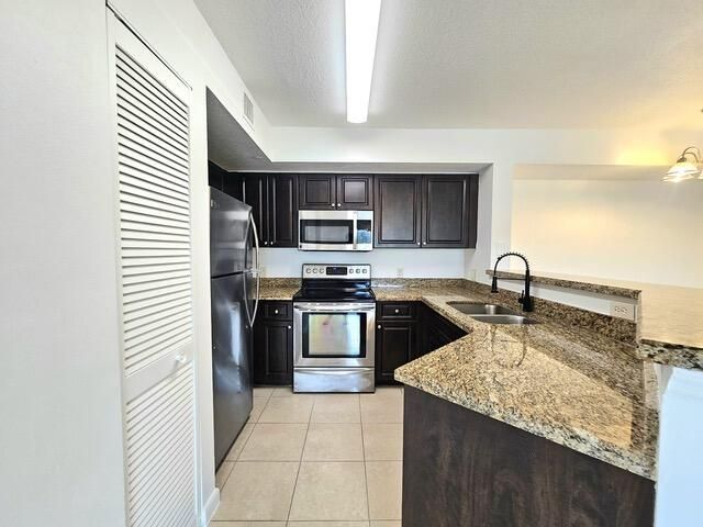 4101 San Marino Boulevard, Unit 204, West Palm Beach, FL 33409 Photo