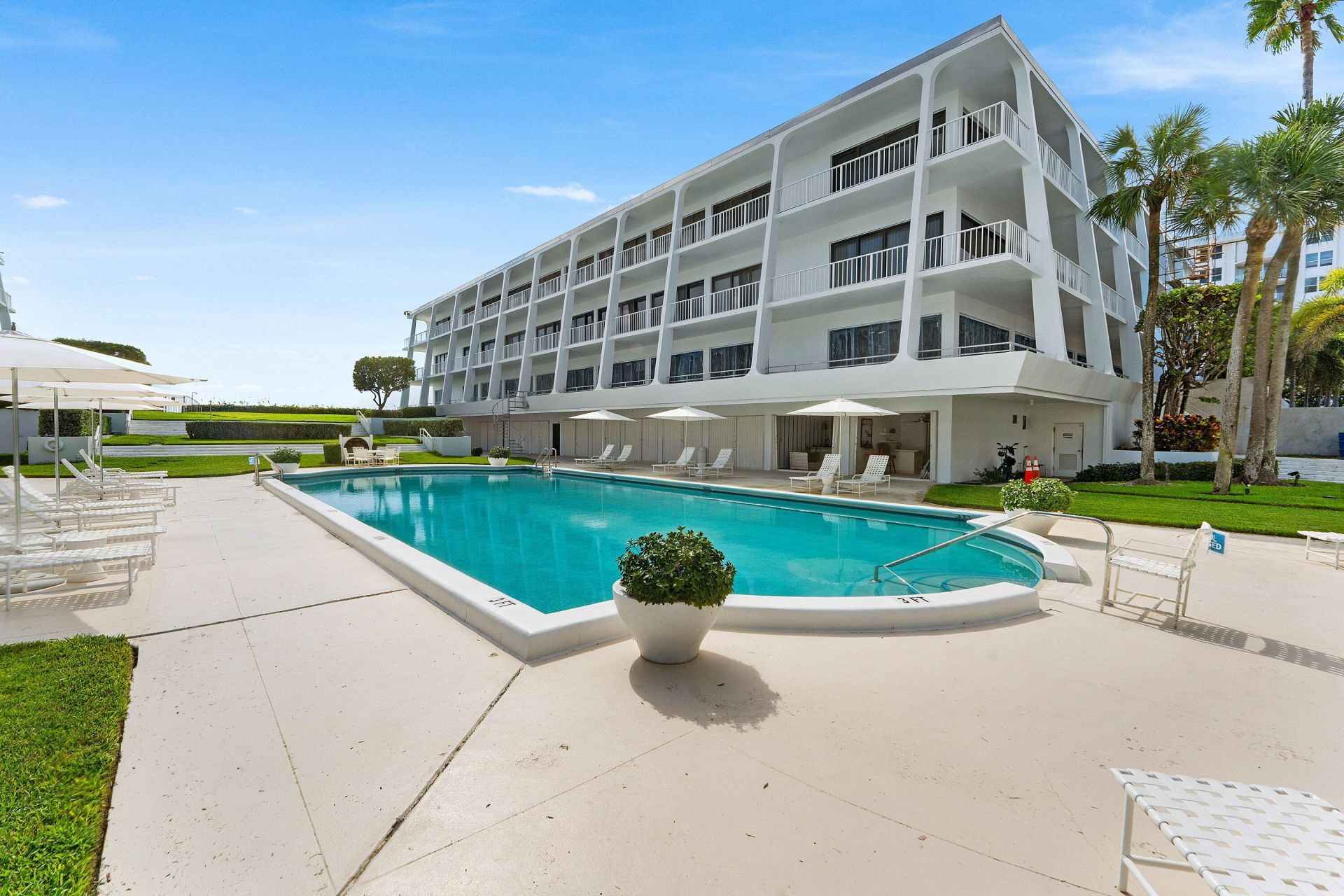 2275 S Ocean Boulevard, Unit 107N, Palm Beach, FL 33480 Photo