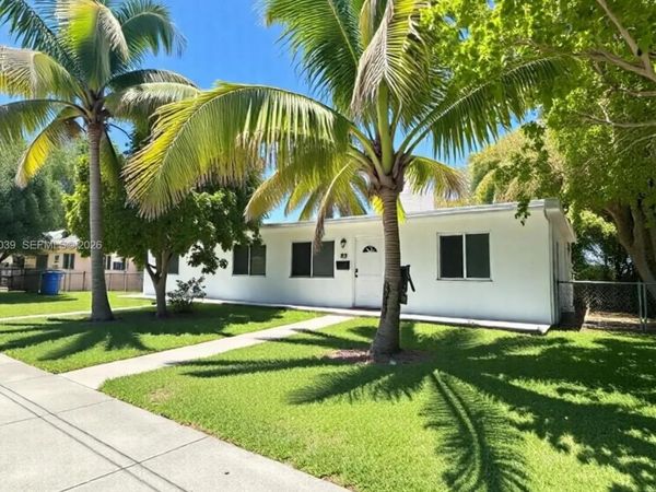16204 NE 18TH, Unit B, North Miami Beach, FL 33162