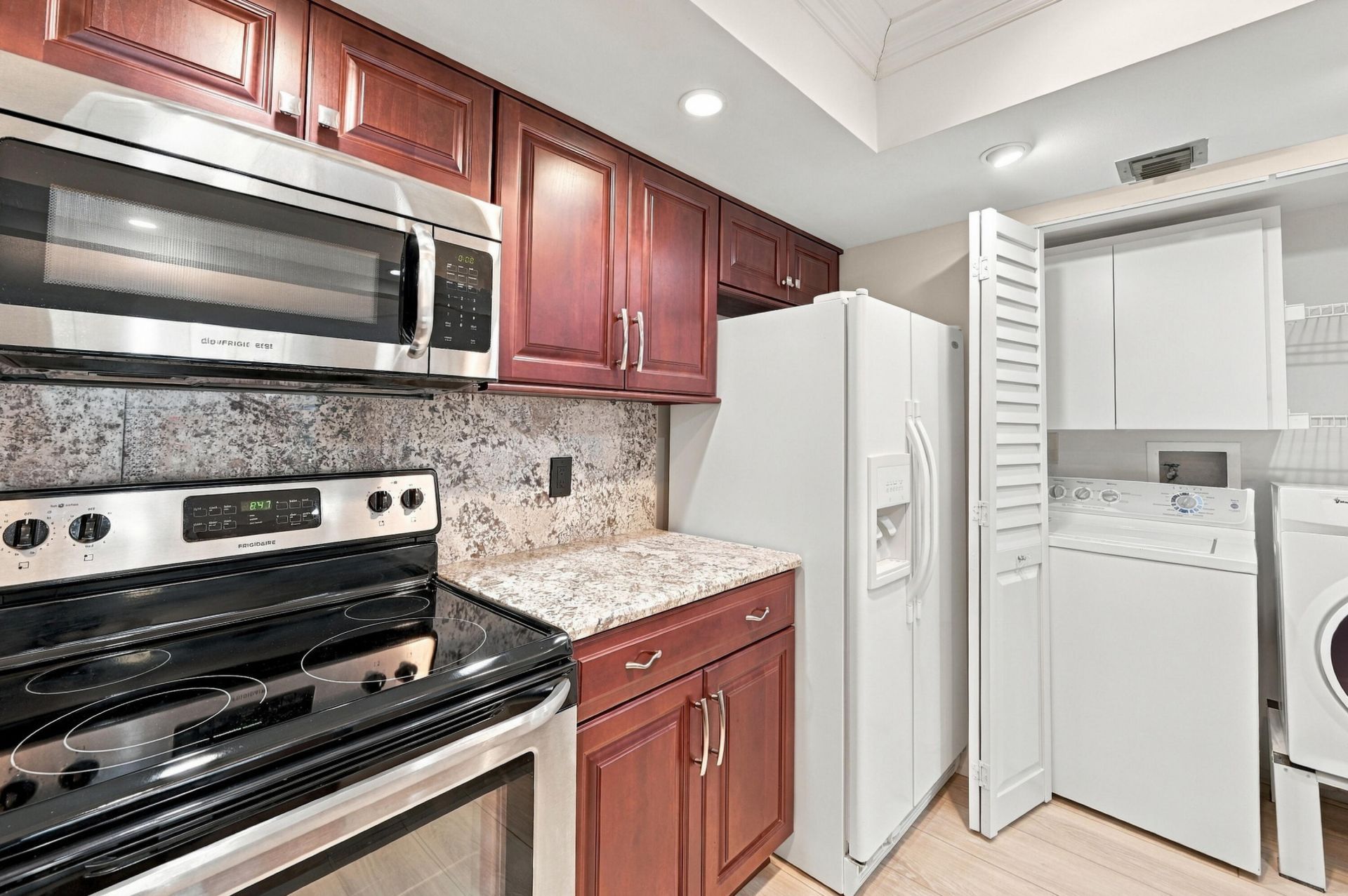 424 NW 70th Avenue, Unit 121, Plantation, FL 33317 Photo
