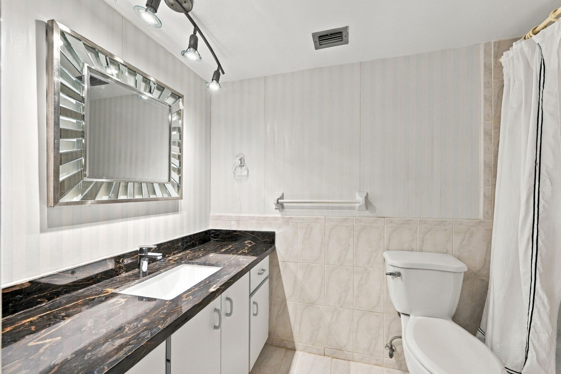 424 NW 70th Avenue, Unit 121, Plantation, FL 33317 Photo