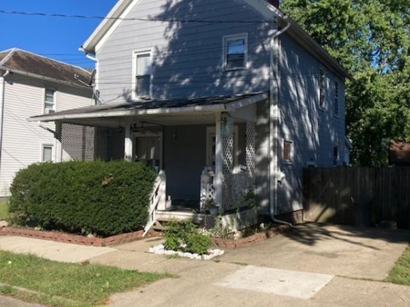 134 8th Street NE, New Philadelphia, OH 44663 Photo 2
