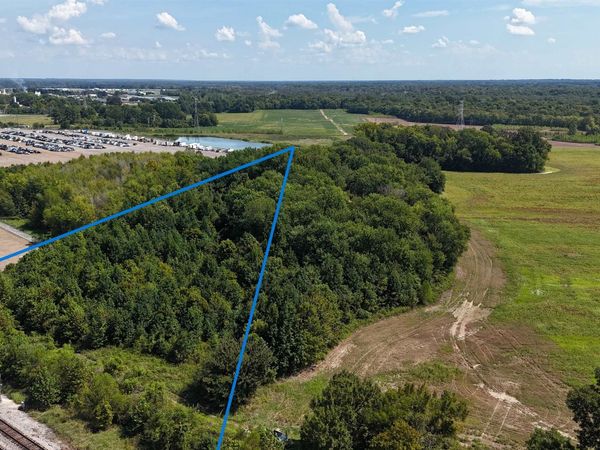 2911 FITE RD, Millington, TN 38053