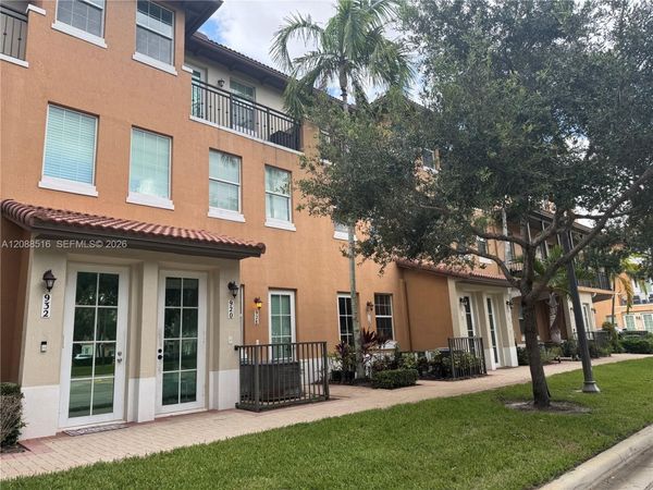 928 SW 147th Ave , Unit 2906, Pembroke Pines, FL 33027