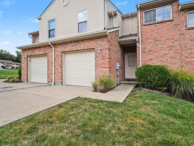 11 Providence Drive, Unit 2, Fairfield, OH 45014 Photo 2