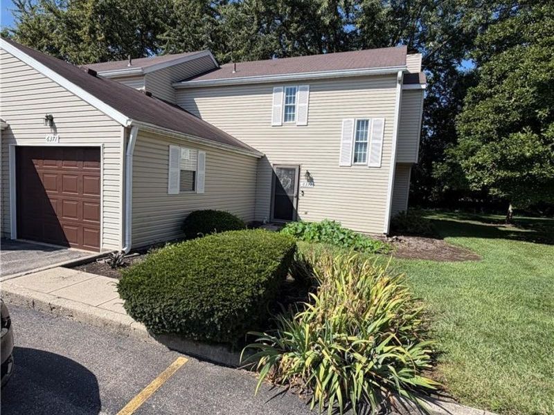 6371 Braxton Place, Centerville, OH 45459 Photo 2