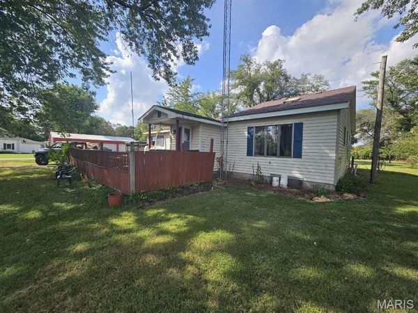 303 W Reid Street , Holliday, MO 65258