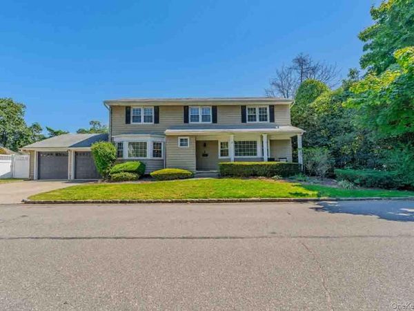 2 Ike Place , Woodmere, NY 11598