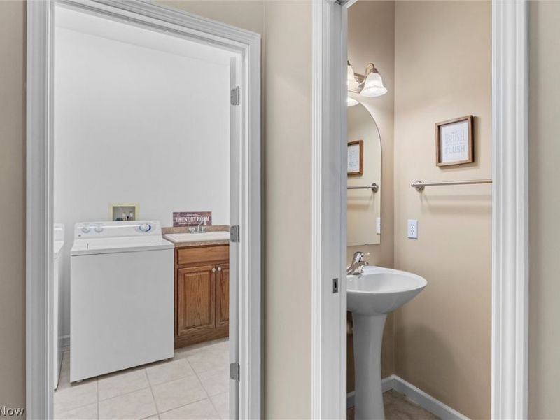 10943 Rocky Ledge Lane , Concord Township, OH 44077 Photo 10