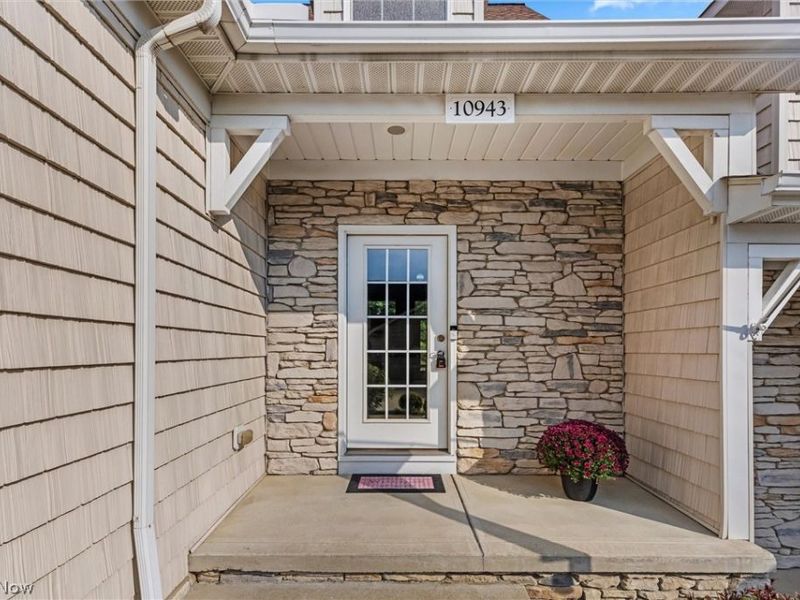 10943 Rocky Ledge Lane , Concord Township, OH 44077 Photo 3