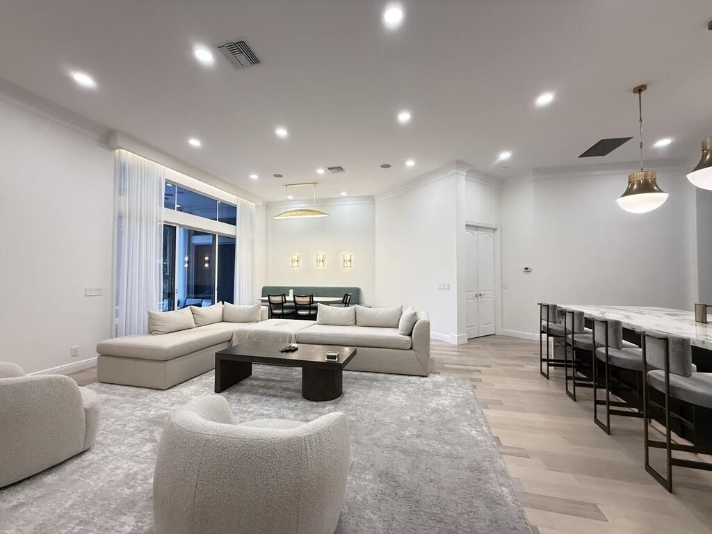 8149 Valhalla Drive, Delray Beach, FL 33446 Photo