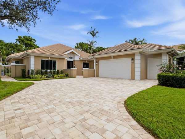 2376 SW Longwood Drive, Palm City, FL 34990