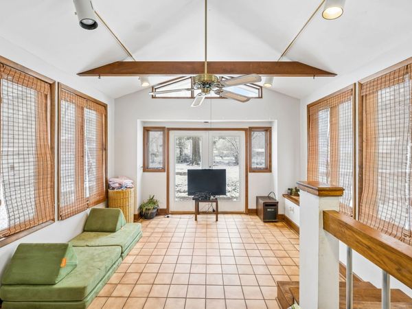 521 Westwood Dr, Tullahoma, TN 37388