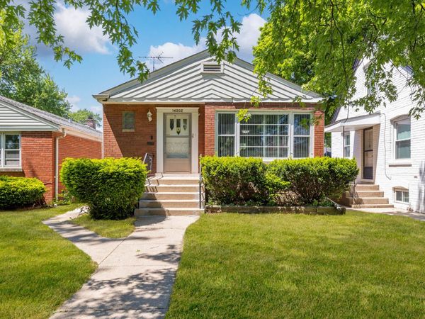 14202 S Dearborn Street, Riverdale, IL 60827