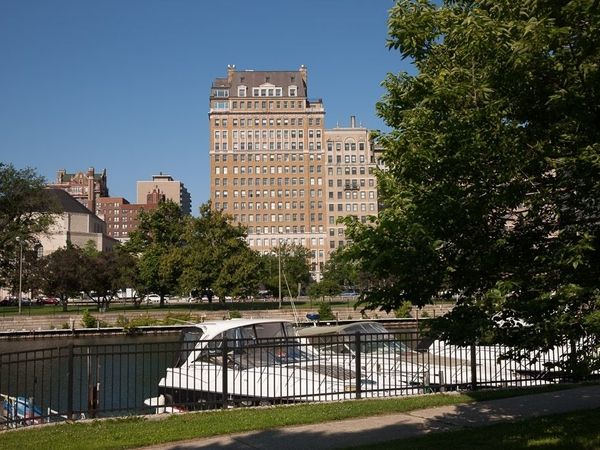 3500 N Lake Shore Drive, Unit 11C, Chicago, IL 60657