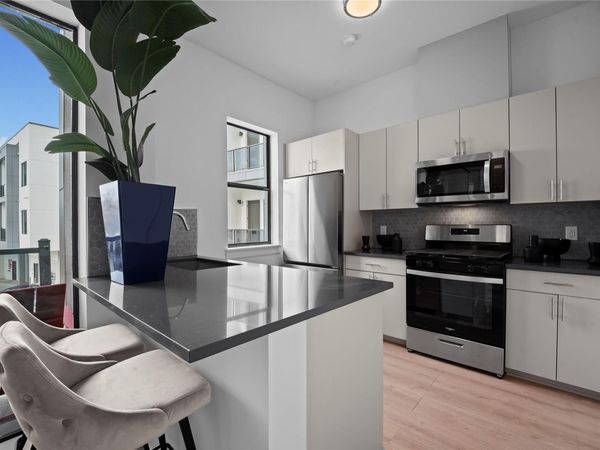 3900 Berkman DR, Unit 206, Austin, TX 78723