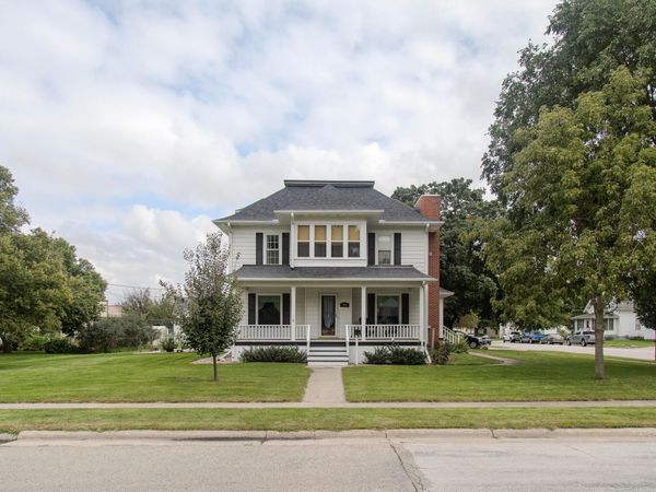 704 Grand Avenue, Story City, IA 50248