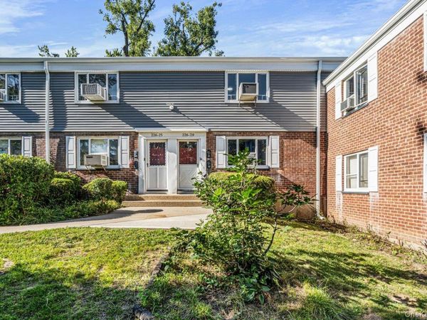 226-29 Manor Rd, Unit #2 Upper, Queens Village, NY 11427