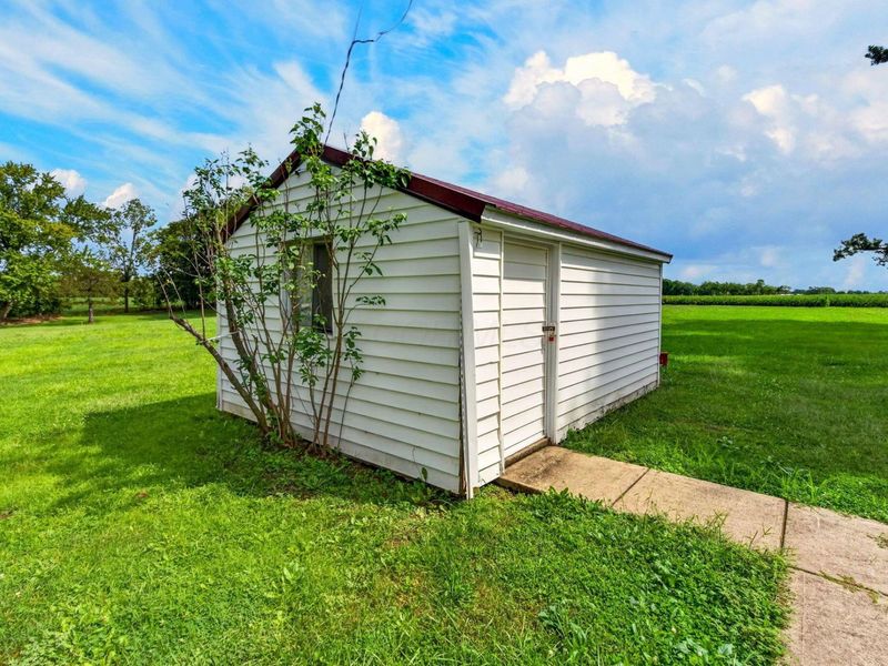 20540 Ringgold Southern Road , Circleville, OH 43113 Photo 8