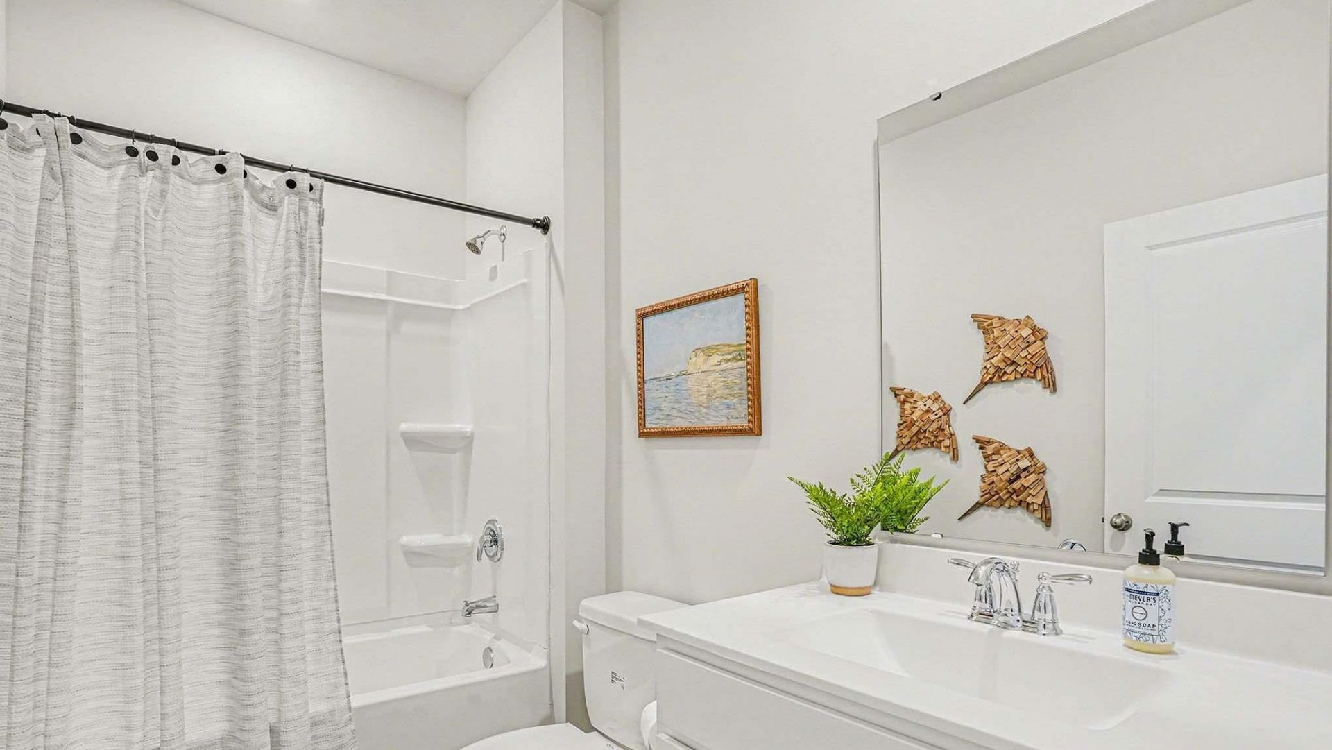 6031 Kermode Dr Photo 17