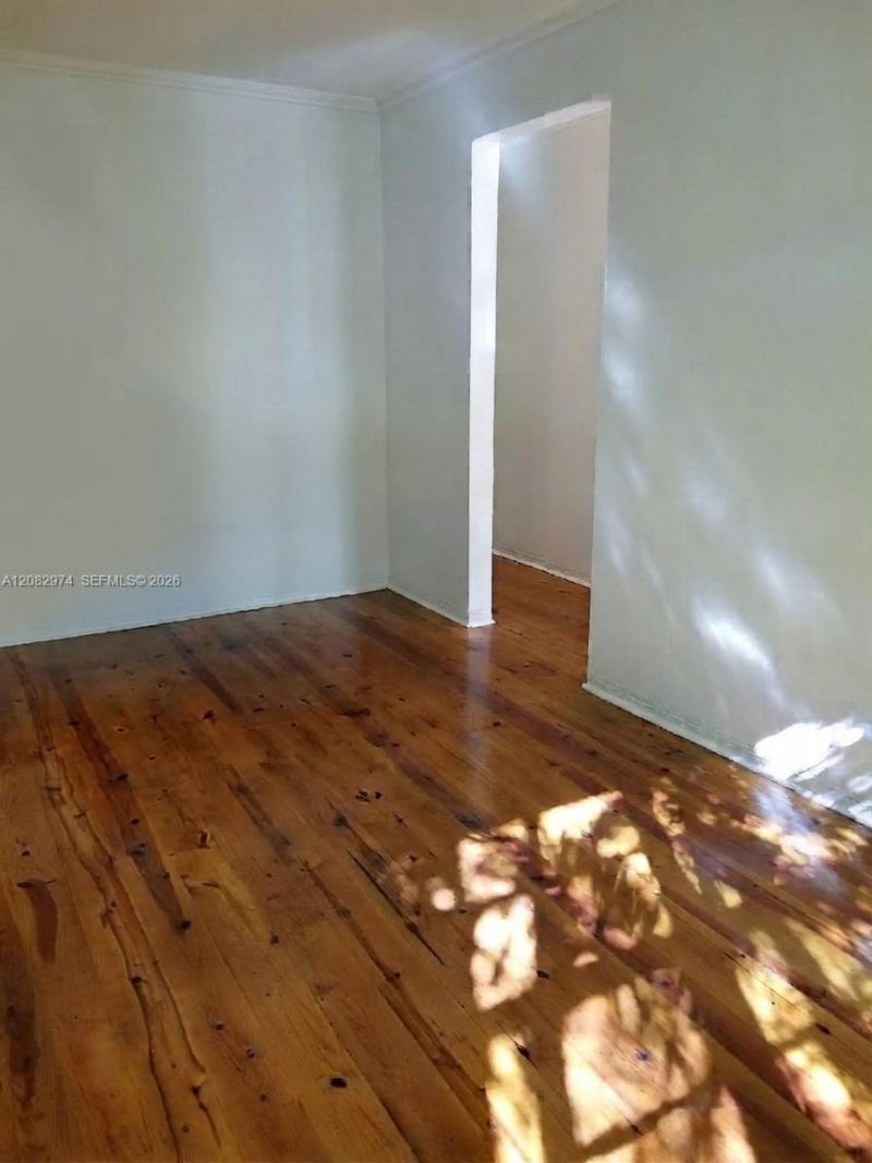 1610 Michigan Ave, Unit 5, Miami Beach, FL 33139 Photo