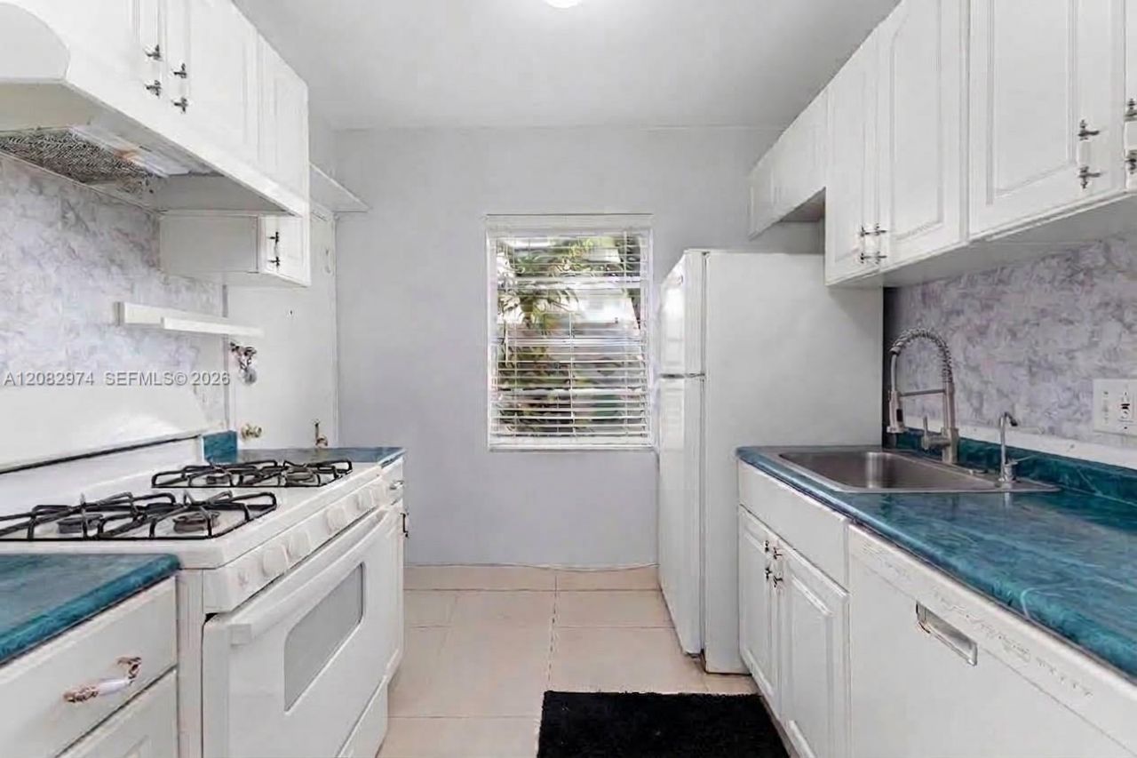 1610 Michigan Ave, Unit 5, Miami Beach, FL 33139 Photo