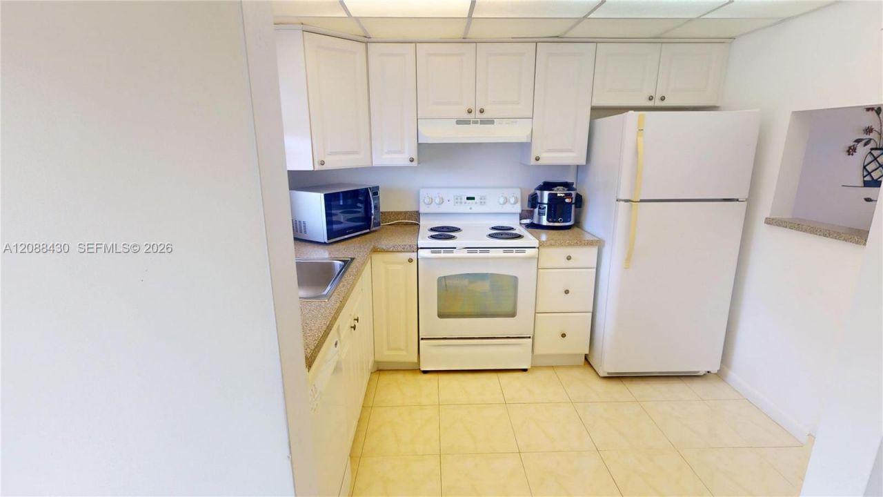 2761 N Pine Island Rd, Unit 310, Sunrise, FL 33322 Photo