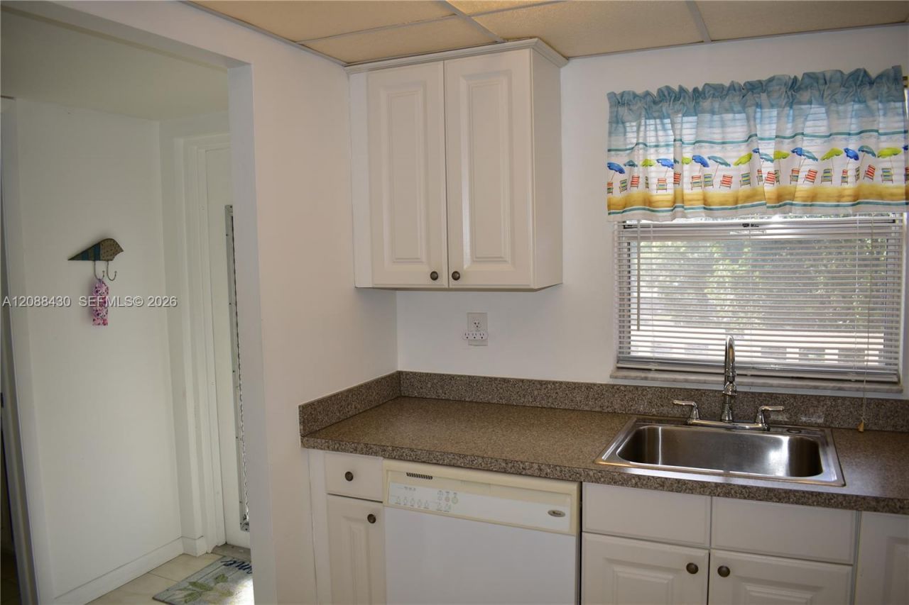 2761 N Pine Island Rd, Unit 310, Sunrise, FL 33322 Photo