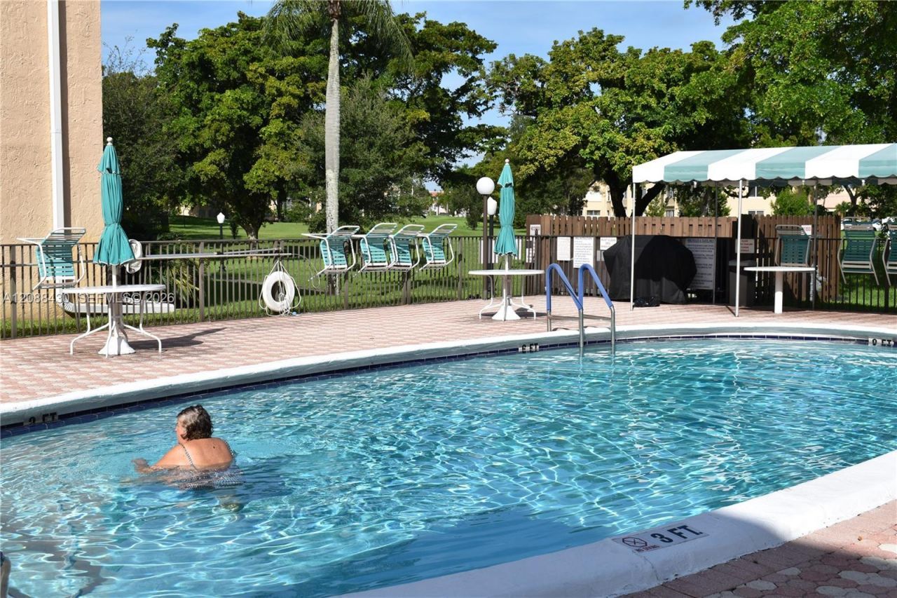 2761 N Pine Island Rd, Unit 310, Sunrise, FL 33322 Photo