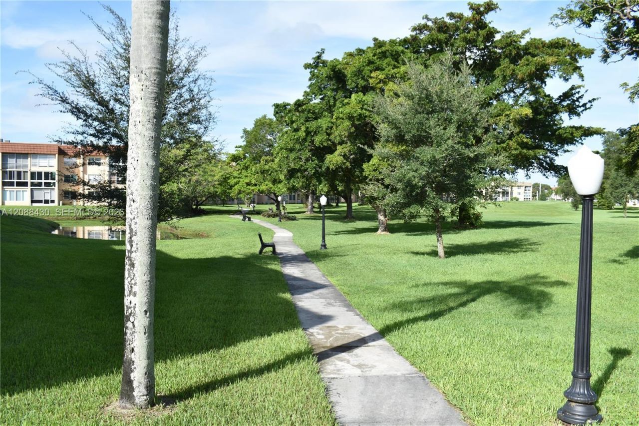 2761 N Pine Island Rd, Unit 310, Sunrise, FL 33322 Photo