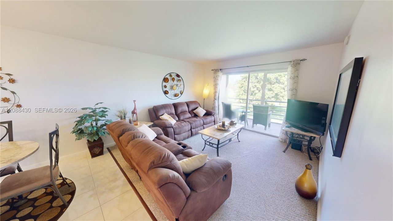 2761 N Pine Island Rd, Unit 310, Sunrise, FL 33322 Photo