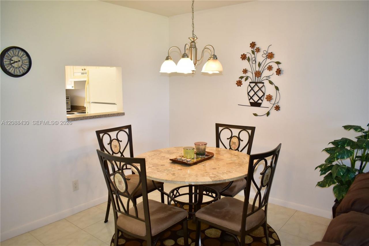 2761 N Pine Island Rd, Unit 310, Sunrise, FL 33322 Photo