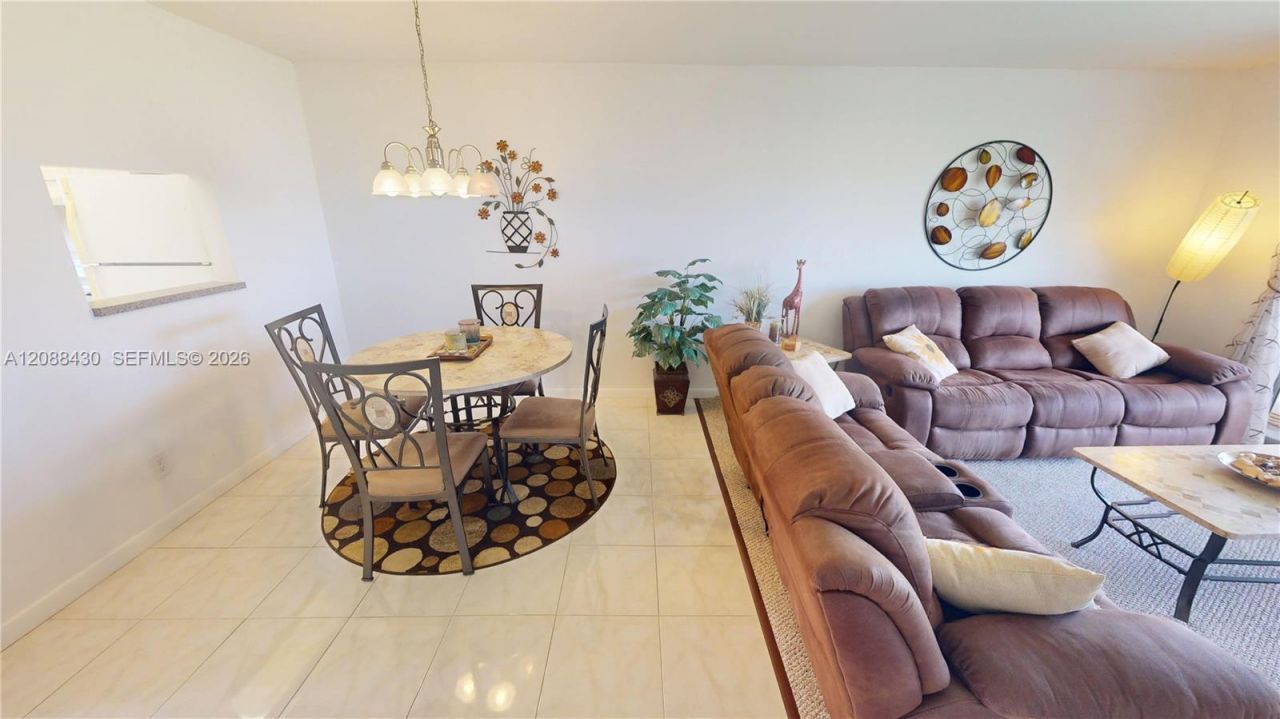 2761 N Pine Island Rd, Unit 310, Sunrise, FL 33322 Photo