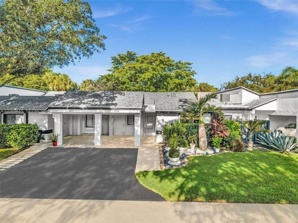359 Fairway Cir , Unit 59, Weston, FL 33326