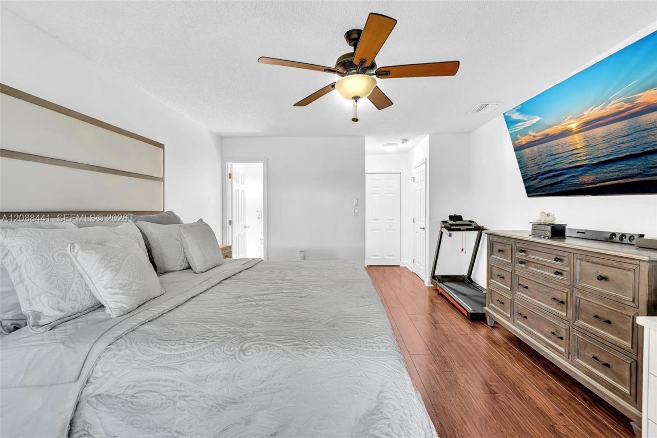 359 Fairway Cir, Unit 59, Weston, FL 33326 Photo